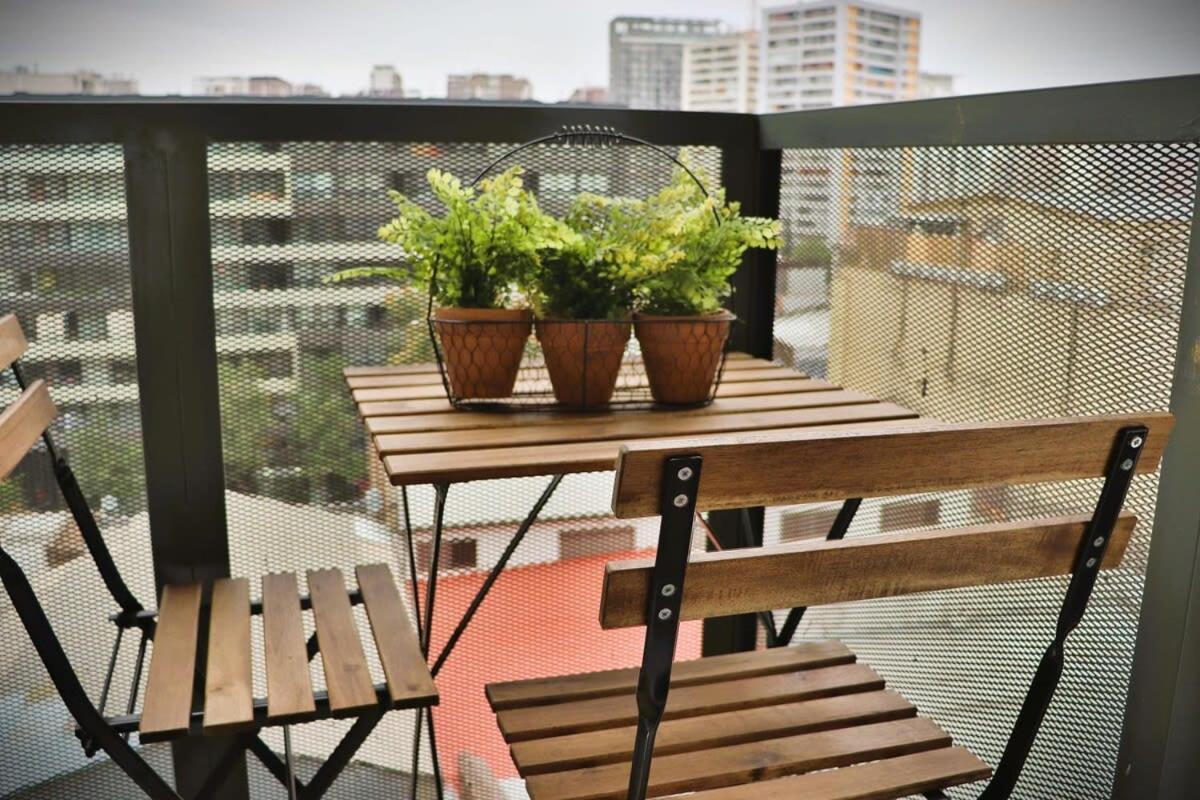 Hom I Luminoso Depto 1d1b 2pax Con Terraza * Santiago